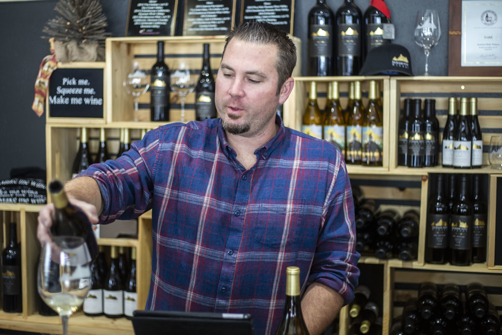 Jackson Hole Winery tasting room